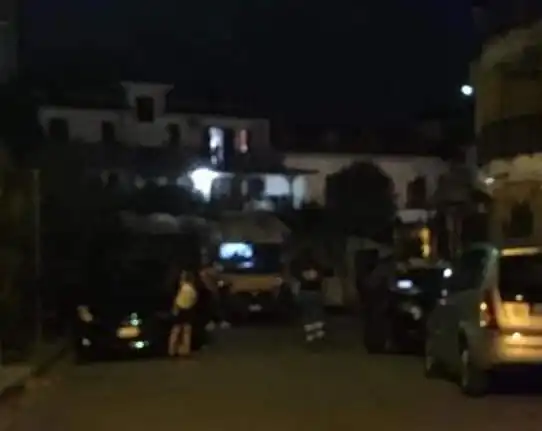 Trovato in morto nella cantina di casa: l’ipotesi choc. FOTO