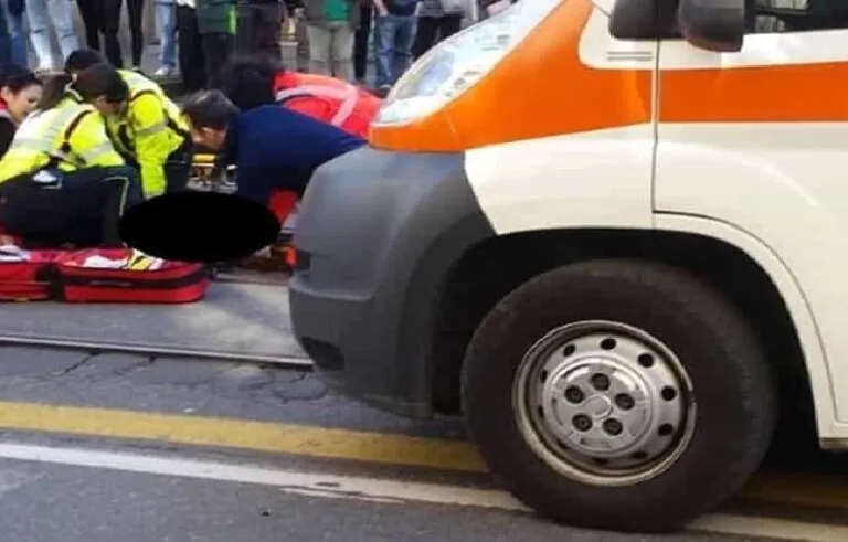 Ragazza giù dal terzo piano di un palazzo, choc in città