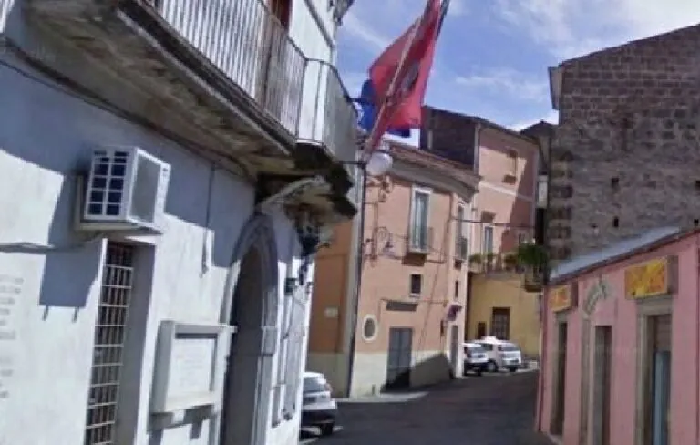 Muore dipendente comunale: “Piangiamo grande lavoratore e padre esemplare”