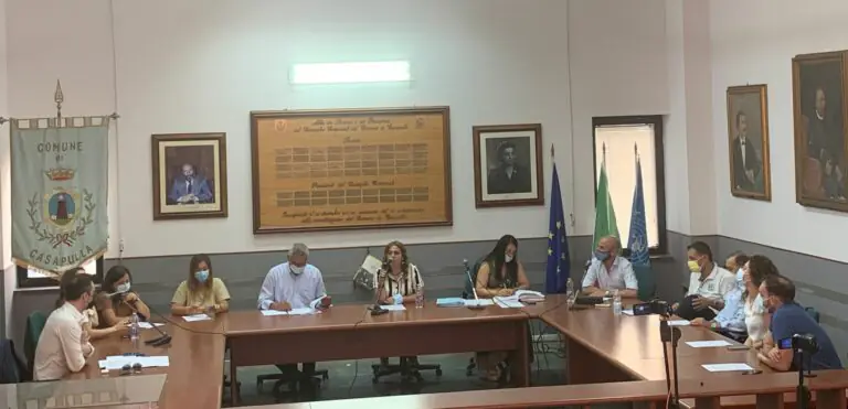Nasce la piazza WiFi: postazioni per navigare in libertà