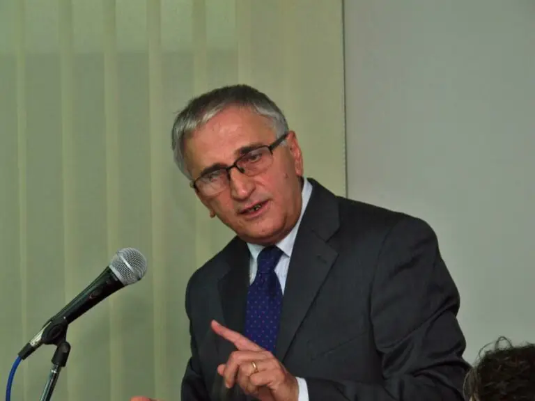 Il candidato sindaco Giuseppe Fattopace presenta la lista ‘Partito democratico-Capodrise di tutti’