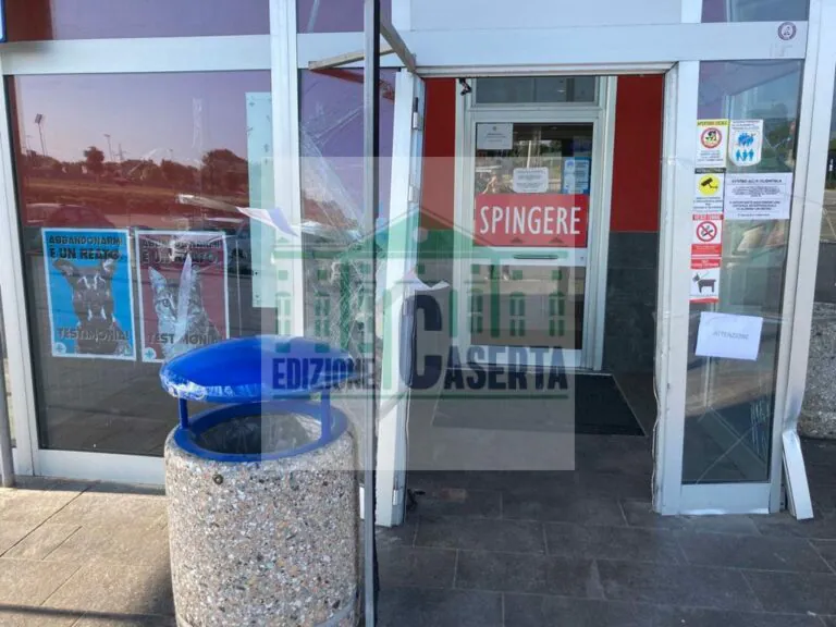 Ritrovato il forziere del bancomat asportato dalla gang di specialisti sull’A1. Colpo grosso