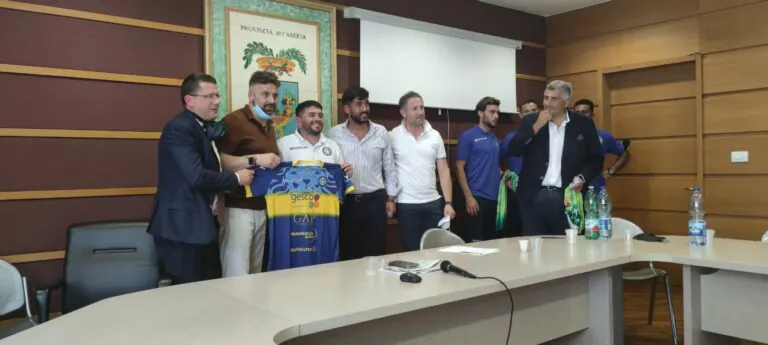 Napoli United ad Arienzo, il presidente Rivetti: “Un onore ospitare questo team nel nostro stadio”