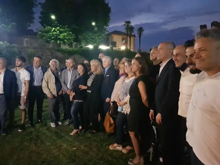 Centrodestra si compatta all’Anfiteatro per provare il colpaccio