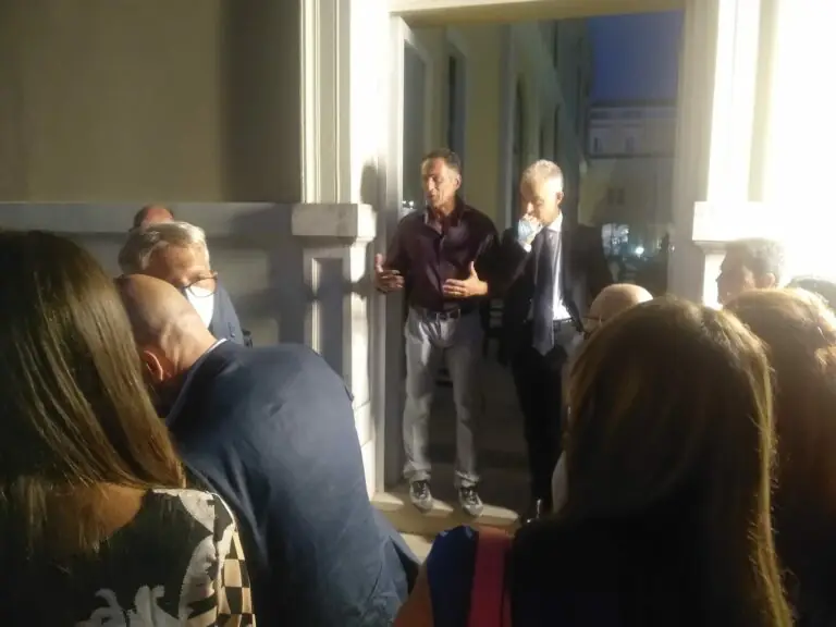 Del Gaudio e Bove in piazza: “Noi tra la gente”
