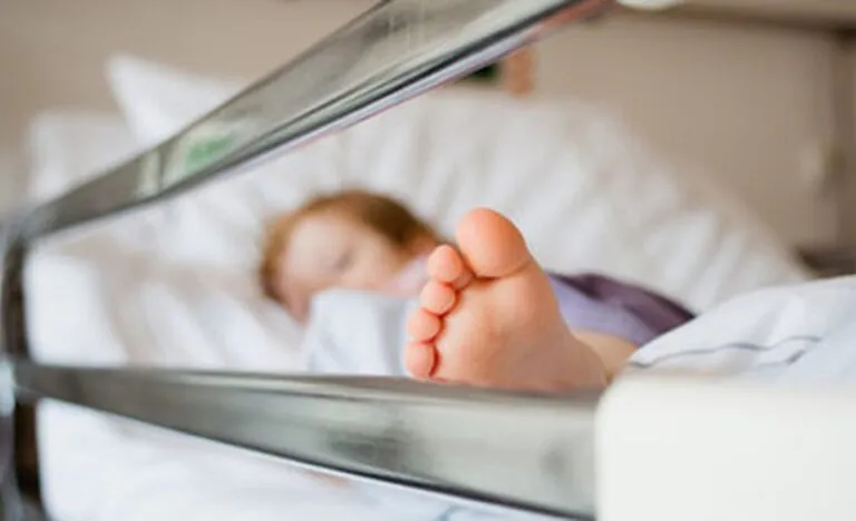 Neonato di 2 mesi in crisi respiratoria: salvato in extremis dai sanitari