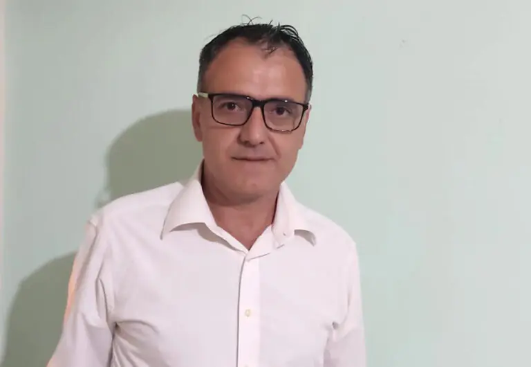 Operaio Whirpool si candida alle elezioni: “Lavoro è grande emergenza, accanto ai deboli”