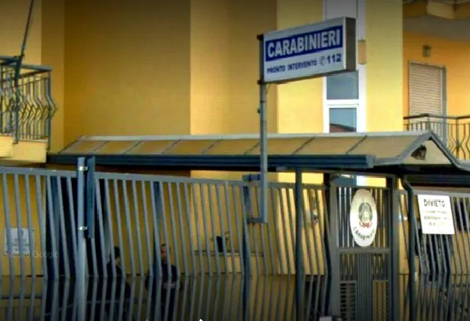 Muore nella rissa, si è costituito l’assassino: l’ha ucciso a calci e pugni