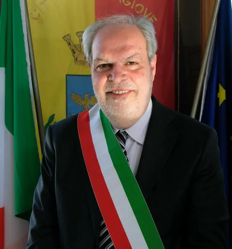 L’atto di pace per l’11 settembre: chiavi della città a Padre Tomas