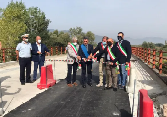 Ponte sul Volturno riapre alla circolazione