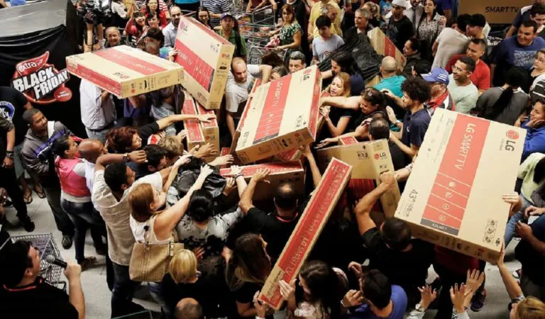 Black Friday, tante offerte da non perdere sui portali e-commerce