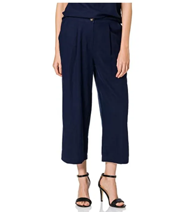 Pantaloni donna, taglio semplice ed elegante: super sconto da non perdere