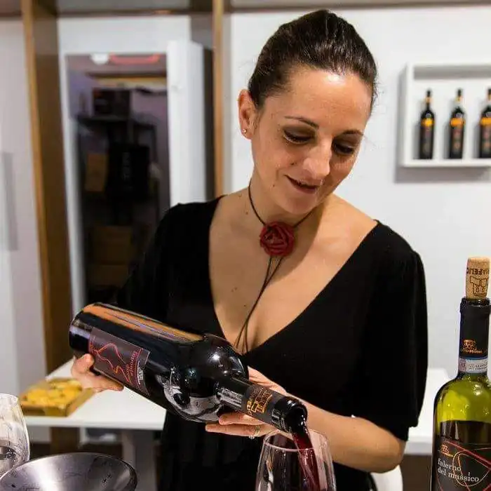 Tragedia improvvisa, Casertano piange la signora del Falerno