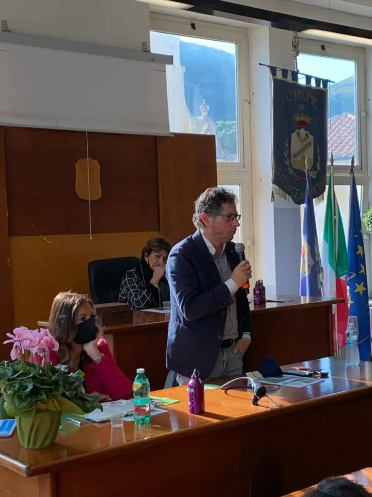 Castel Volturno, nuove piscine abusive: scatta l’ordinanza di demolizione