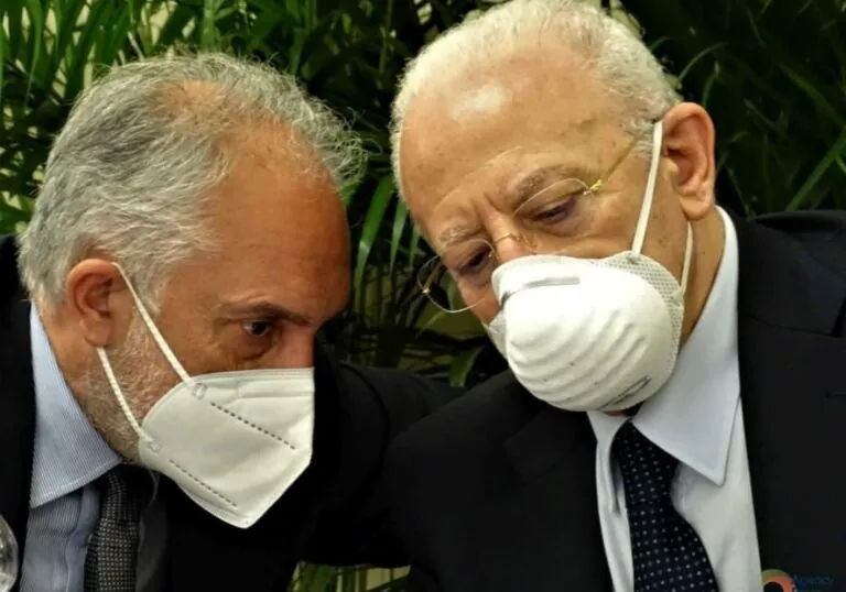 De Luca a Caserta difende biodigestore: “Non è contro turismo”. E sul Policlinico…