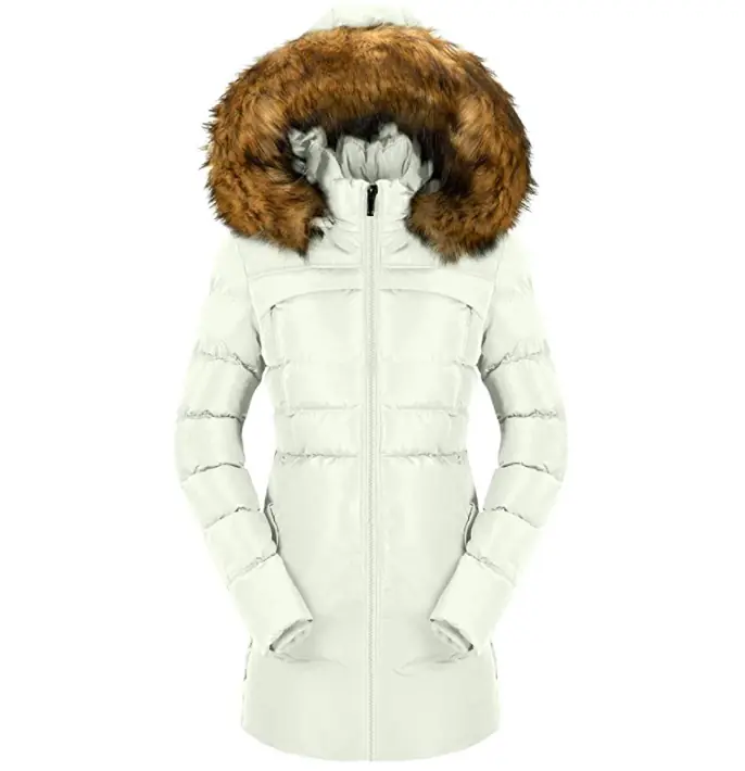 Giacca invernale donna con cappuccio rimovibile: l’offerta sensazionale