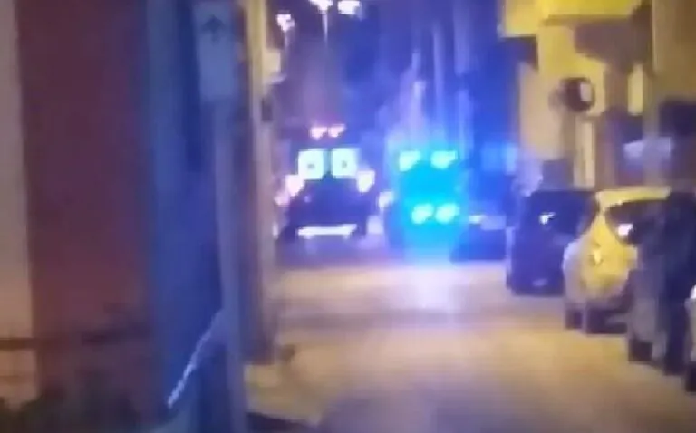 Prende suocero a bastonate, arrestato per tentato omicidio