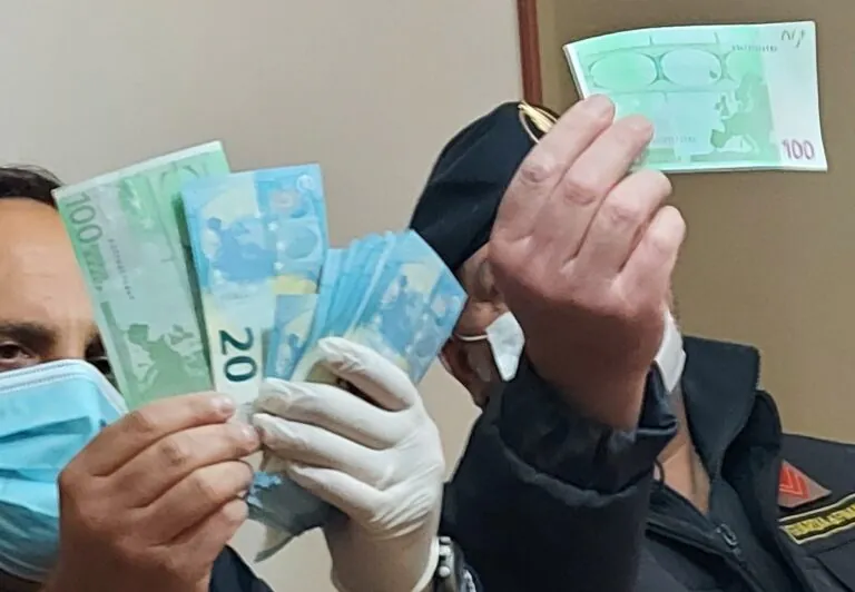 Zecca dello Stato del clan, 40 condanne per i soldi falsi