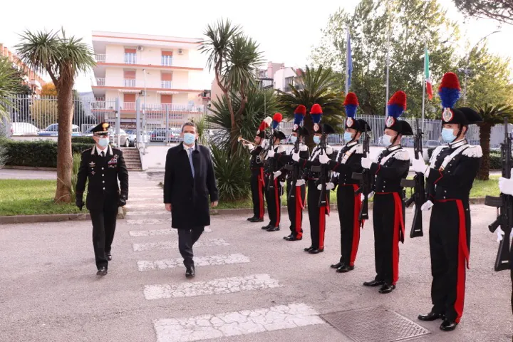 Il nuovo prefetto Castaldo visita il comando provinciale dei carabinieri