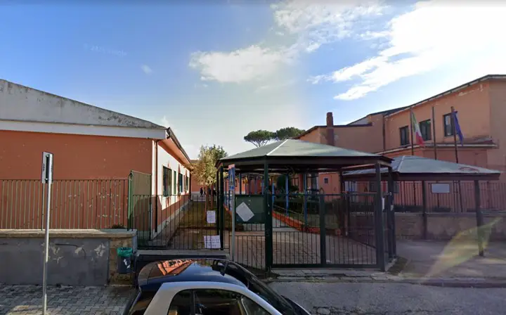 Il sindaco chiude le scuole elementari