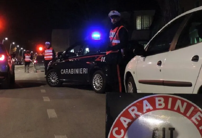 Travolge con l’auto giovane operaio in scooter: ora è nei guai