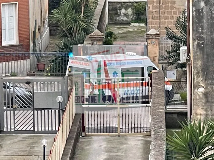 Paura in centro, anziana non risponde ai familiari: muore poco dopo