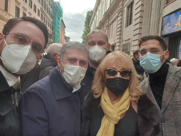 La carica dei casertani al battesimo del nuovo partito di Mastella