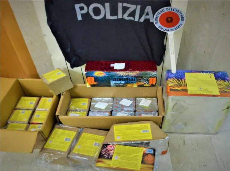 Cartucce nel borsone della palestra per confezionare i botti