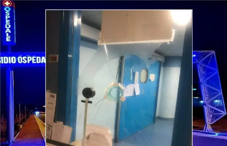 Si prende a botte in strada con l’altro, arriva in ospedale e spacca tutto. FOTO