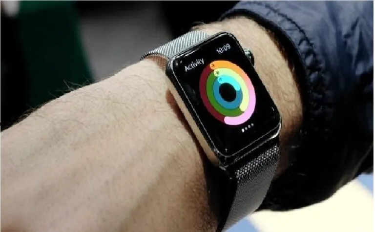 L’Apple Watch gli salva la vita: la storia del fortunato dentista