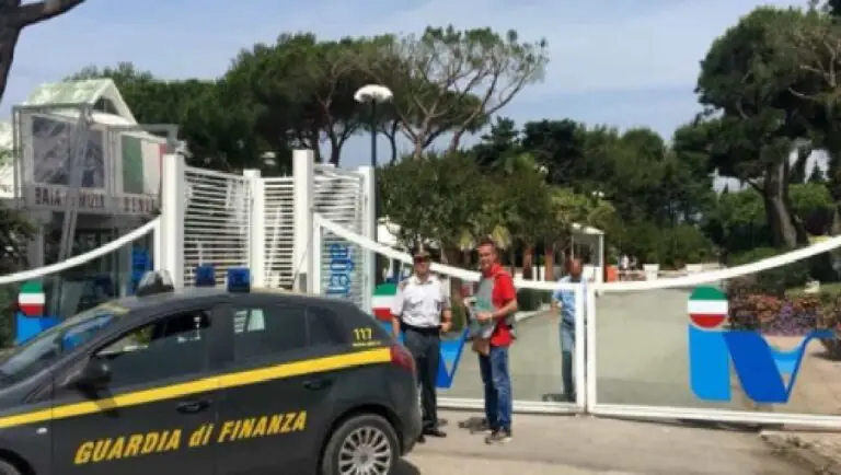 Blitz da 20 milioni, sequestrato villaggio turistico simbolo di Baia Domizia