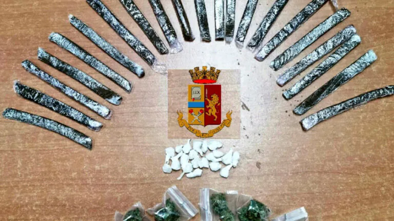 Spaccio di droga in Apecar: fermati due giovani