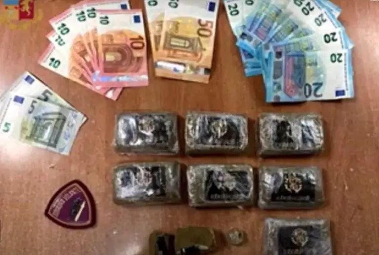 Trovata con 2 chili di hashish ma scagionata ancora una volta