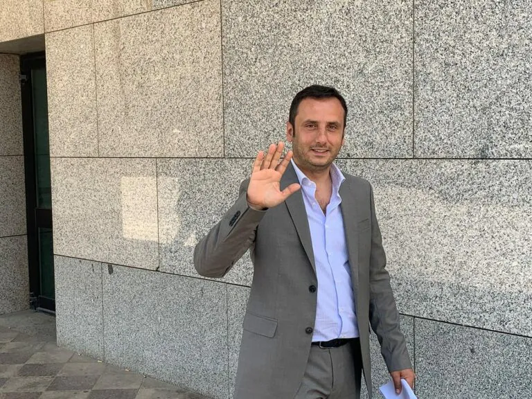 Firme irregolari per la lista Noi Campani: due assoluzioni, una condanna e un rinvio a giudizio