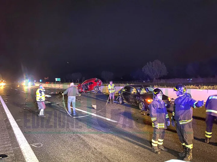 Strage, la testimonianza choc: “Ha lasciato due persone, poi ha fatto inversione in autostrada”
