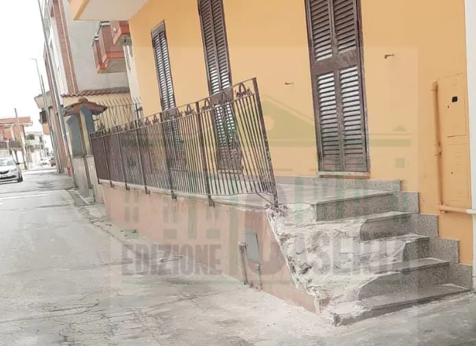 TUTTI I NOMI. Auto contro balcone, i 5 giovani in 4 ospedali diversi: le loro condizioni