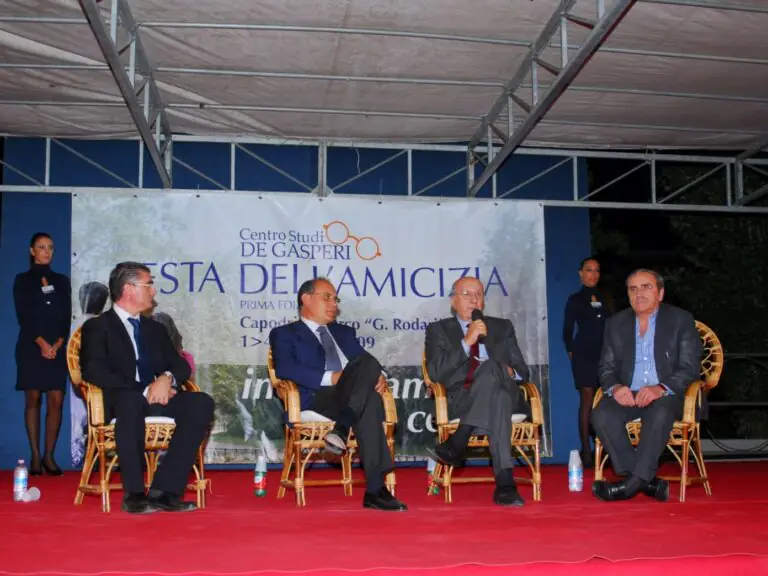 Il ricordo di De Mita: fu ‘guest star’ alla festa dell’amicizia in città