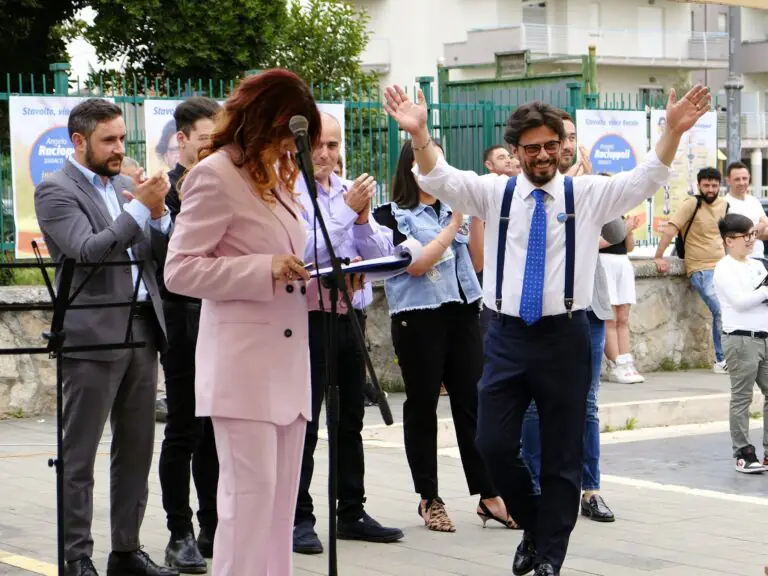 Dopo piazza Aldo Moro, Racioppoli presenta la lista su TikTok