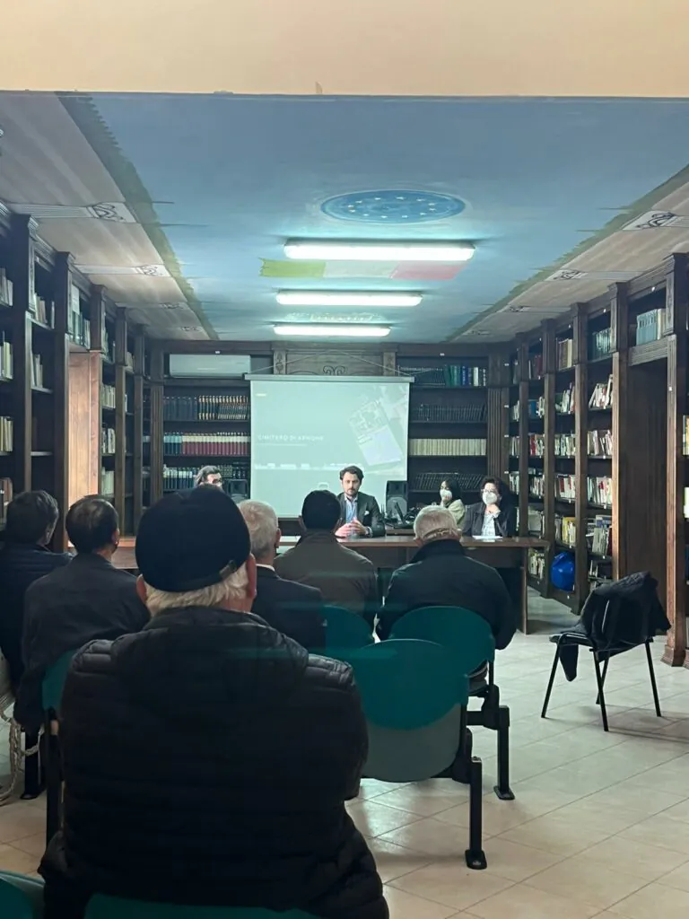 Riqualificazione e ampliamento dei cimiteri, un successo l’incontro con i cittadini