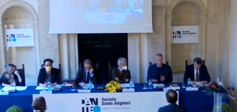 Maiello nella top10 del contest internazionale di scrittura breve