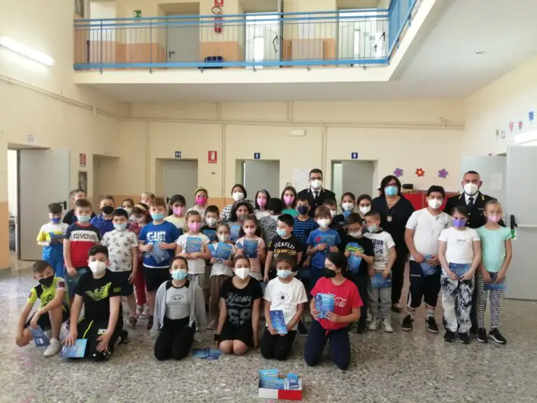 “Giornata internazionale dei bambini scomparsi”. La Polizia di Stato incontra gli studenti