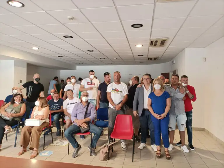 67 lavoratori forestali firmano il contratto in Provincia: le parole di Campolattano