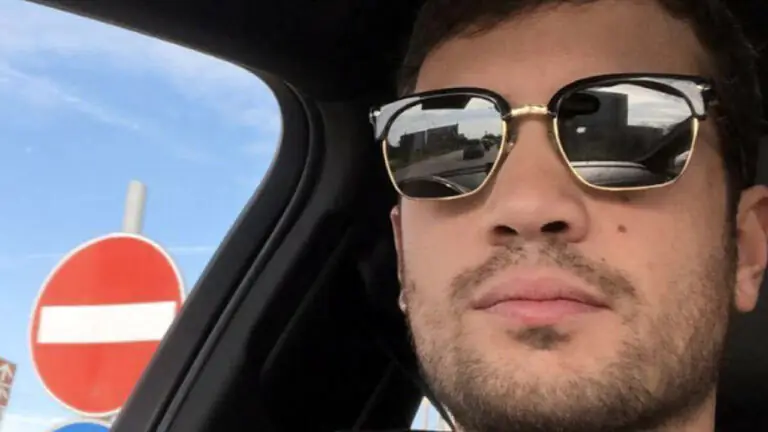 Giovane ristoratore muore dopo incidente in moto, due comunità sotto choc