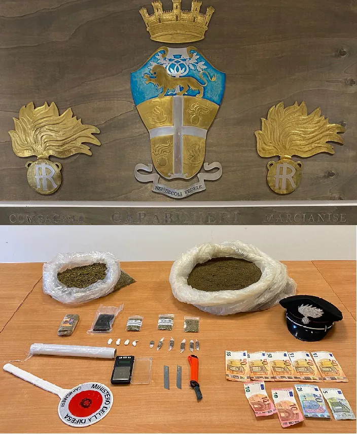 Prende reddito di cittadinanza ma in casa ha centro di spaccio, fermato alla guida dell’auto appena presa. FOTO