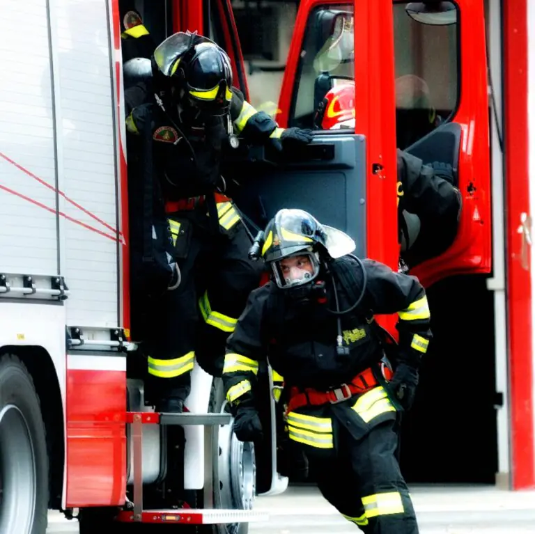 Ristorante incendiato prima dell’inaugurazione, ustionati 3 operai