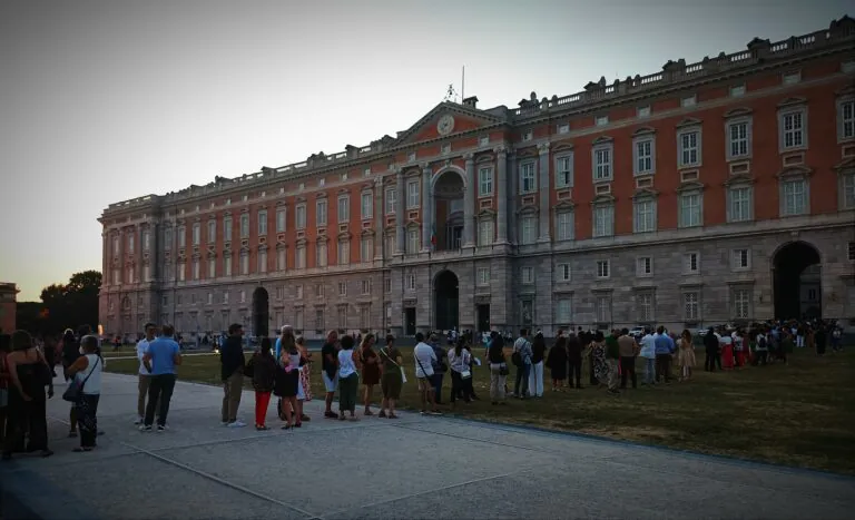 Caserta: Boom di turisti alla Reggia per Pasqua, per Cangiano è merito del governo Meloni