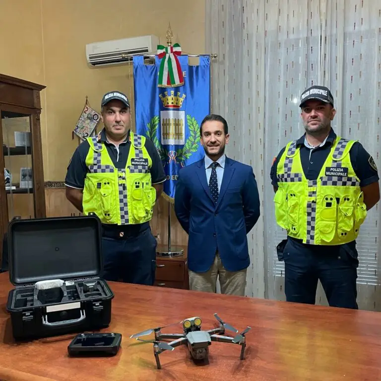 Drone in volo per stanare zozzoni: scatta piano anti-sversamenti