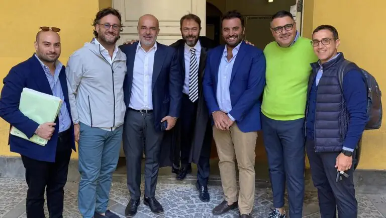Incontro con i carabinieri e visita al Tribunale, il primo giorno da deputato di Gimmi Cangiano