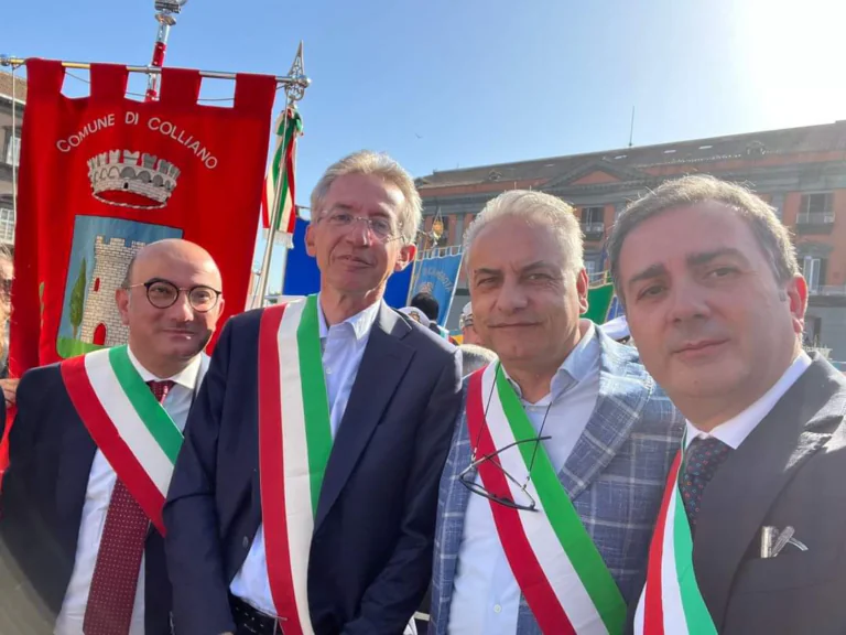 Manifestazione per la Pace a Napoli: presenti anche i sindaci casertani