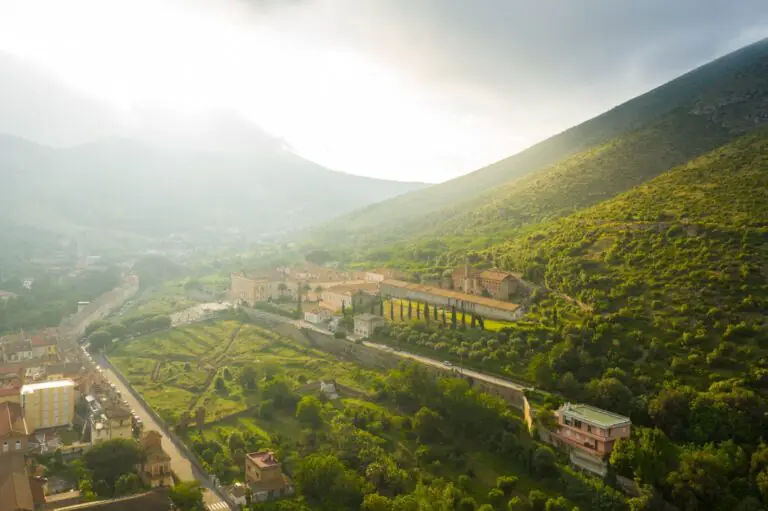 Campagna di comunicazione “Sto bene qua”, presso il Belvedere di San Leucio